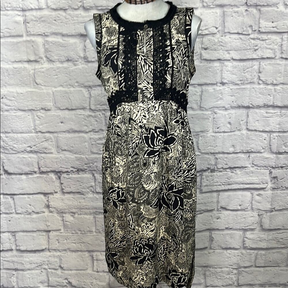 HOLDING HORSES Black and White Sheath Midi Dress